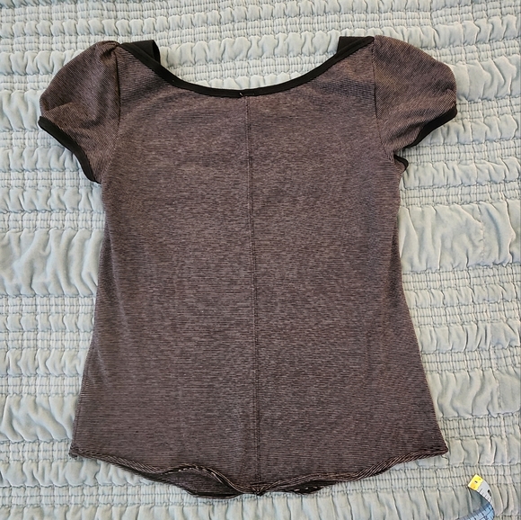 We the Free Scoop Neck Striped T-shirt Size Medium - EUC - Picture 2 of 6